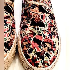 Espadrilles With Frida Kahlo Floral Print 7.5 Made in Mexico Like New